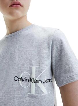 T-Shirt Calvin Klein Logo Brillante Grau Junge