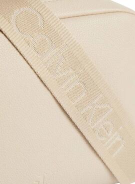 Calvin Klein Jeans Ultralight Kameratasche beige Damentasche