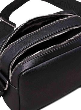 Handtasche Calvin Klein Jeans Camera Ultralight in Schwarz für Damen