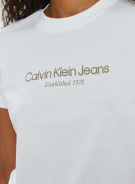 T-shirt Calvin Klein Jeans Baby Tee weiß für frauen