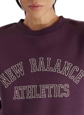 Sweatshirt New Balance Graphic Fleece Crew Lila für frauen