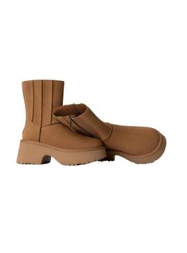 Stiefel UGG Classic New Heights Camel für Frauen