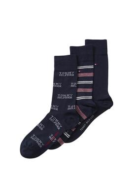 Geschenkbox mit 3 Paar Tommy Hilfiger Marine-Socken für Männer.