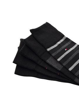 Geschenkbox mit 5 Paar Tommy Hilfiger Socken mit Streifen in Schwarz für Herren.