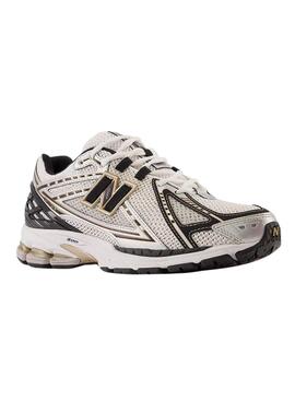 Turnschuhe New Balance M1906RA Metallic Silver für Herren.