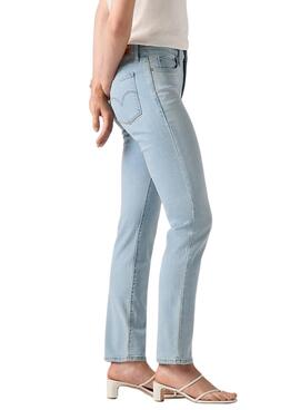 Jeans Levi's 312 Shaping Slim Fit in Blau für Damen.