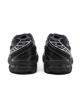 Laufschuhe  Asics GEL-1130 Herren  in Schwarz und Silber.