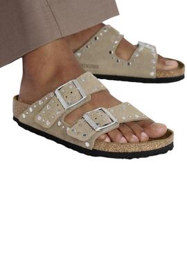 Sandalen Birkenstock Arizona Rivet beige für Frauen.