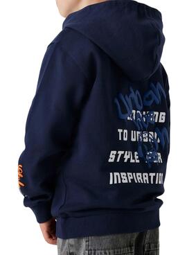 Sweatshirt Name It Lucian in Marineblau für Jungen.
