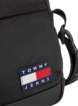 Umhängetasche Tommy Jeans Essential in Schwarz für Herren.