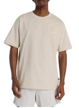 T-Shirt New Balance mit kreisförmigem Logo in Beige für Herren.