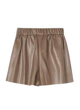 Kurze Hose Mayoral Kunstleder braun für Mädchen.