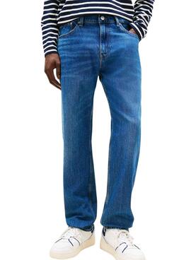 Jeanshose Tommy Jeans Ryan BI0152 blau für Herren.