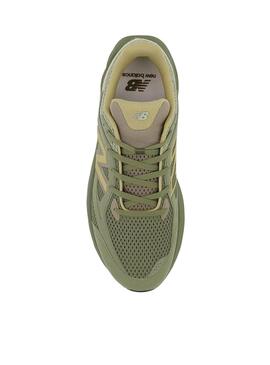 Turnschuhe New Balance 800 grün für Herren.