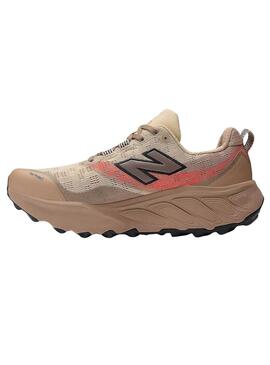 Turnschuhe New Balance Fresh Foam X Hierro v9 in Beige für Herren.