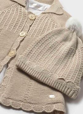 Mantel und Hut Mayoral gestrickt in Toastfarbe für Babys