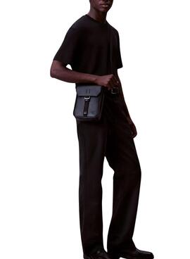 Tasche Calvin Klein Reporter Cargo mit Klappe in Schwarz für Herren