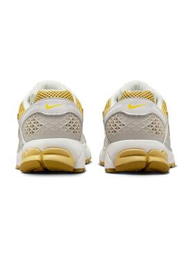 HJ9607-700 W Nike Zoom Vomero 5