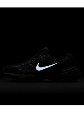 HJ4497-300 Nike V2K Run