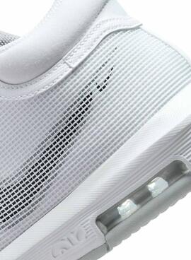 LeBron Witness 8 100
