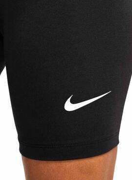 Kurze Nike Sportswear Classic Biker Shorts Schwarz für Damen.