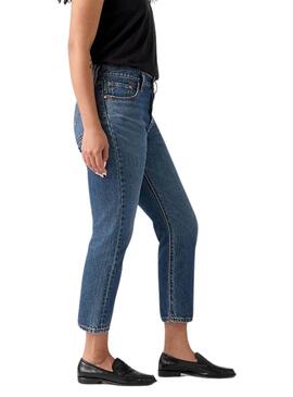Levis 501 Crop Lightweight Jeans für Damen.