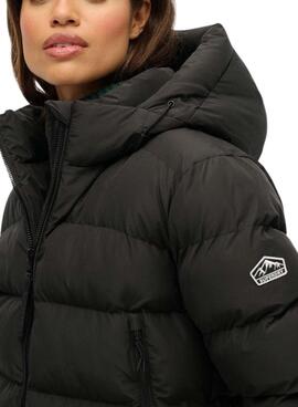 Gepolsterte Superdry Hooded Sports Puffer-Jacke in Schwarz für Damen.