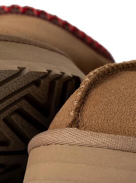 UGG Tazz Kamel Holzschuhe für Jungen und Mädchen.