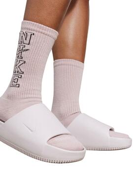 Nike Calm beige Flip-Flops für Damen.