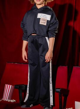 Jogginganzug Mayoral mit schwarzen Streifen für Mädchen.