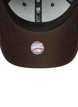 Kappe New Era Essential Midi 9FORTY braun für Damen.