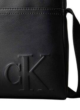 Tasche Calvin Klein Reporter mit schwarzem Logo für Herren.