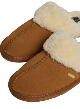 Superdy Mule Hausschuhe in Toastfarbe für Damen.