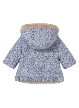 Umkehrbarer Mantel von Mayoral mit blauem Tierdruck für Babys.