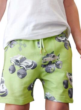 Grünes Mayoral Set für Jungenautos