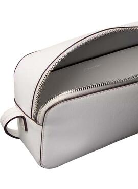 Tasche Calvin Klein Jeans Foil Logo in Weiß für Damen.