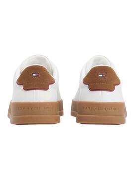 Turnschuhe Tommy Hilfiger Court in Weiß und Braun für Herren.