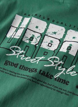 T-shirt Name It Benna mit urbanem grünem Aufdruck für Jungen.