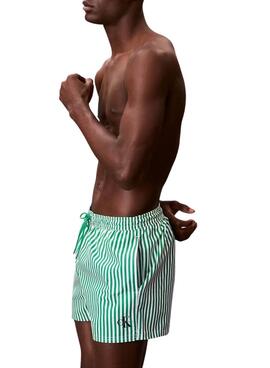 Badehose Calvin Klein Jeans Penny Stripe in Grün für Herren.