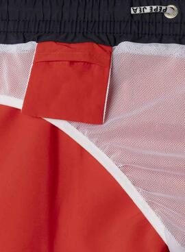 Badehose Pepe Jeans mit rotem Logo-Print für Jungen.