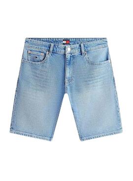 Bermuda Jeans von Tommy Jeans in mittlerer Waschung für Herren.
