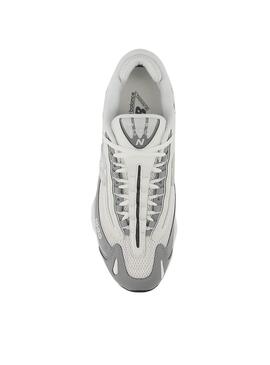 Graue New Balance U1000 Turnschuhe für Herren.