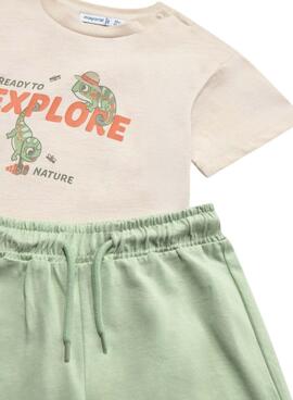 Dreiteiliges Mayoral-Set in Chamäleon-Grün für Baby-Jungen.